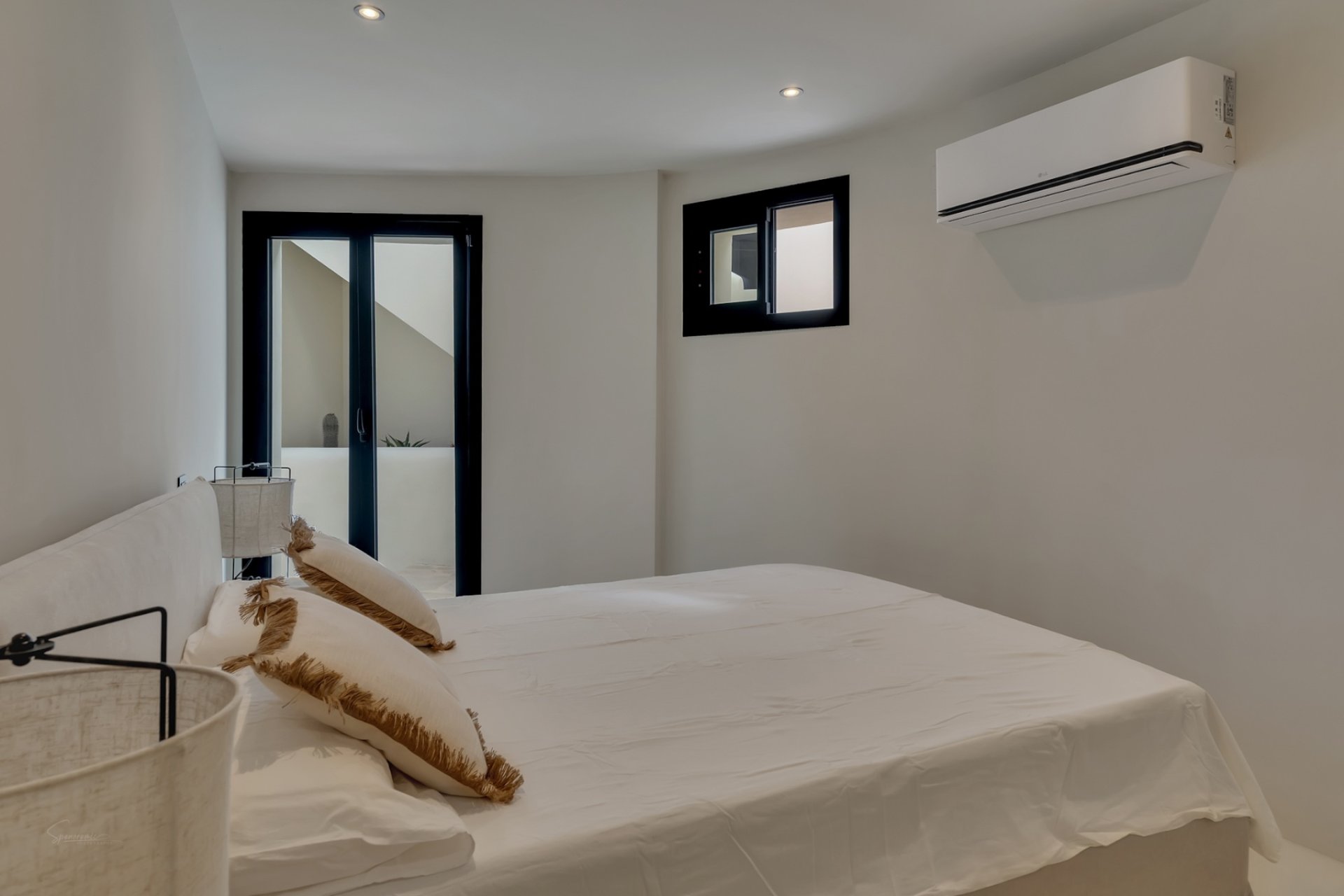 Resale - Villa -
Benissa - Montemar