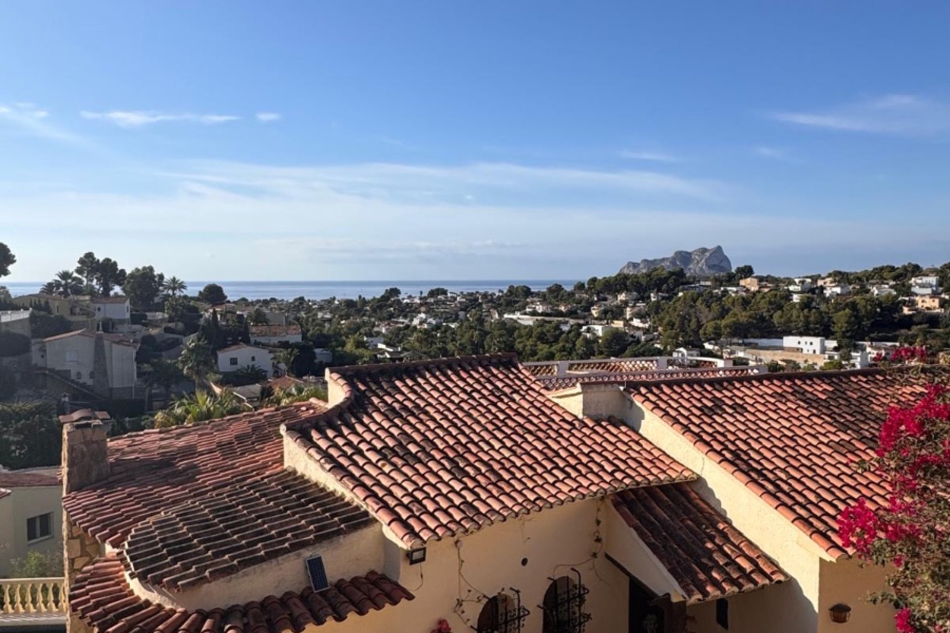 Resale - Villa -
Benissa - Montemar