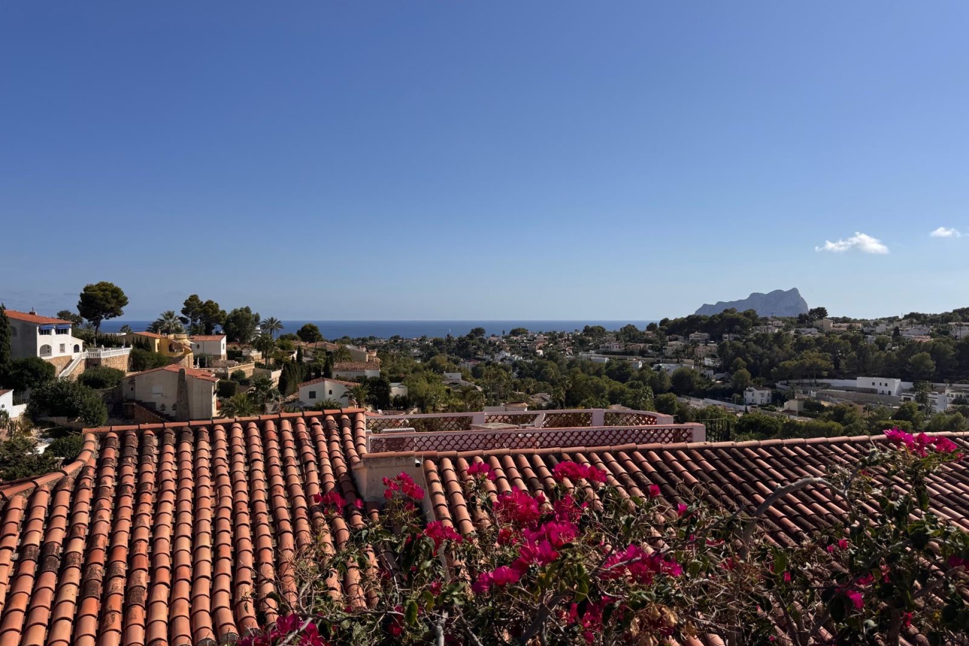 Resale - Villa -
Benissa - Montemar