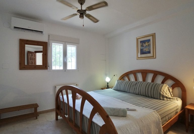 Resale - Villa -
Benissa - Punta Estrella