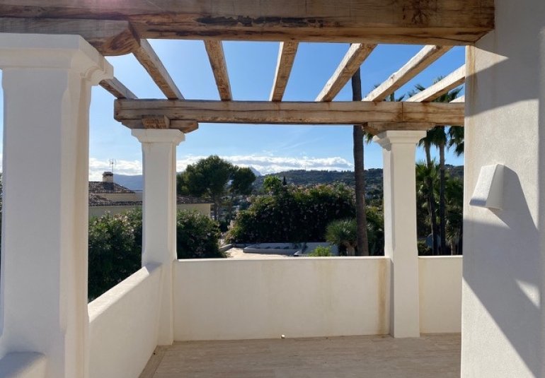 Resale - Villa -
Benissa - San Jaime