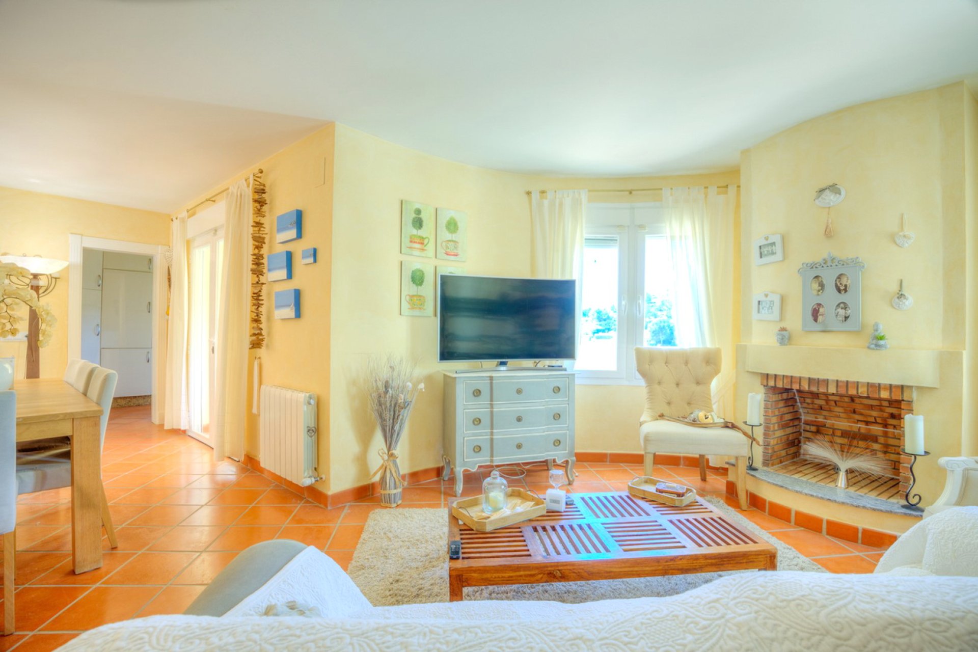 Resale - Villa -
Benissa