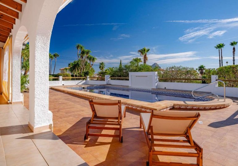 Resale - Villa -
Calpe - Cometa III