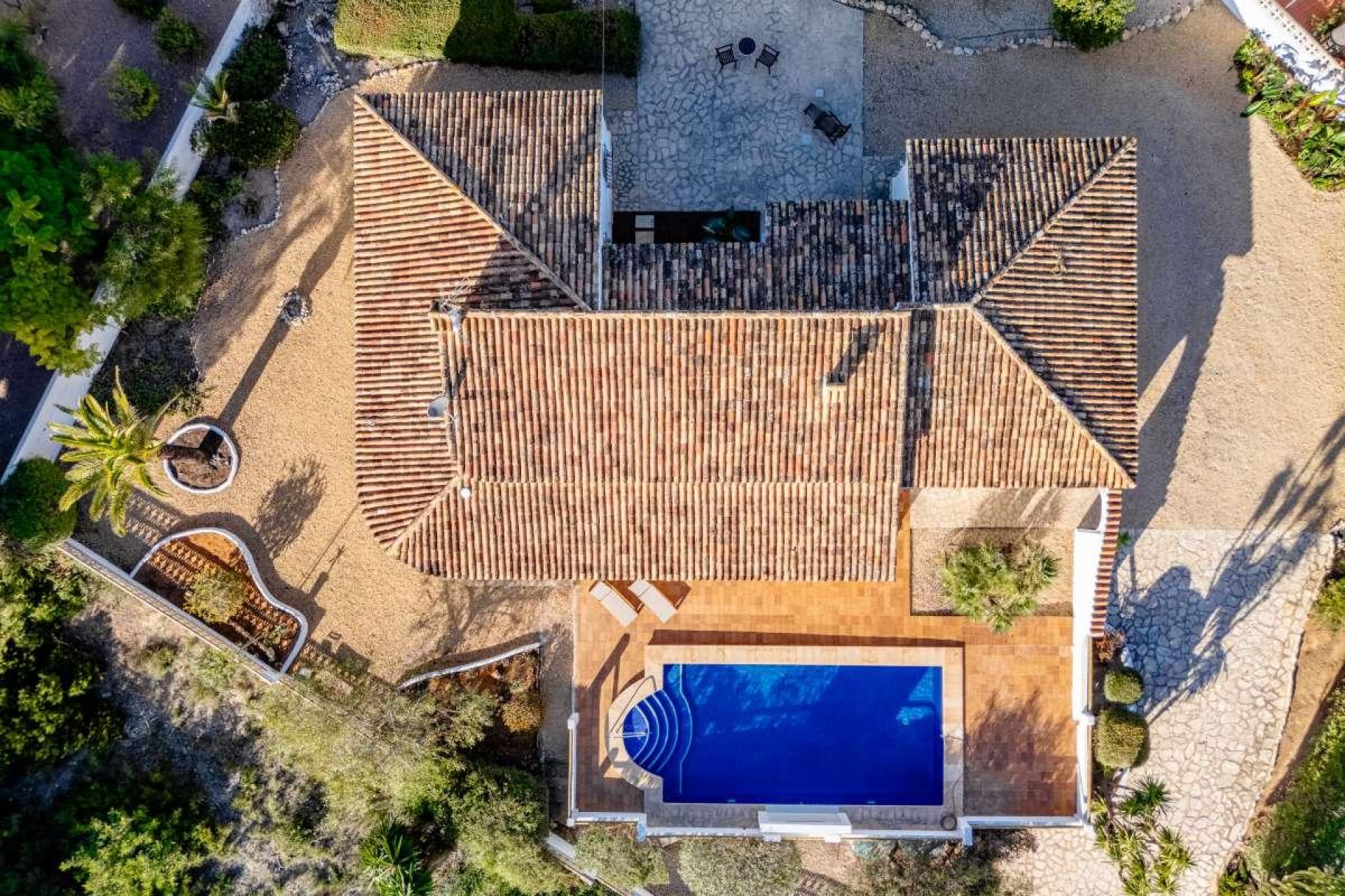 Resale - Villa -
Calpe - Cometa III