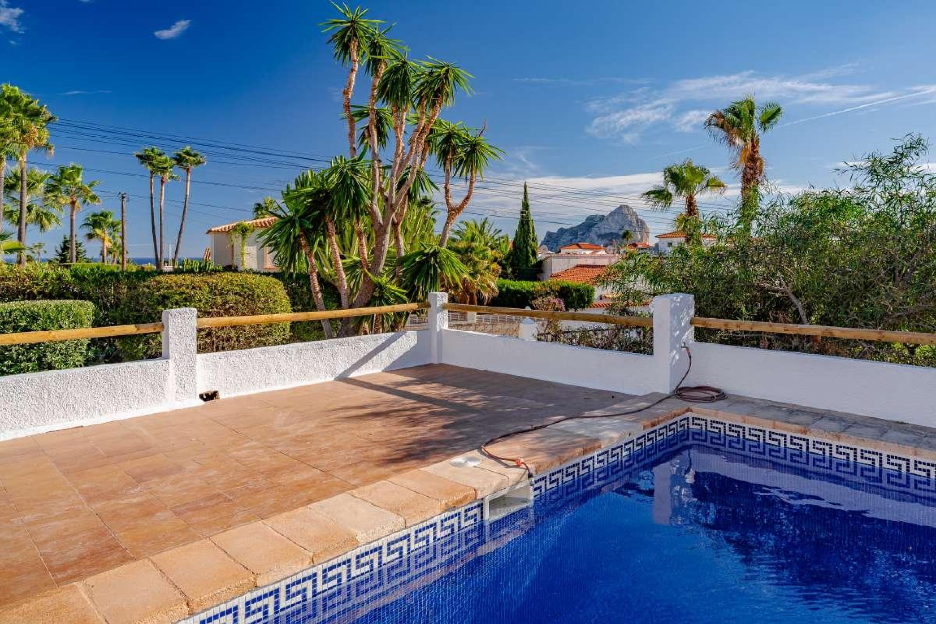 Resale - Villa -
Calpe - Cometa III