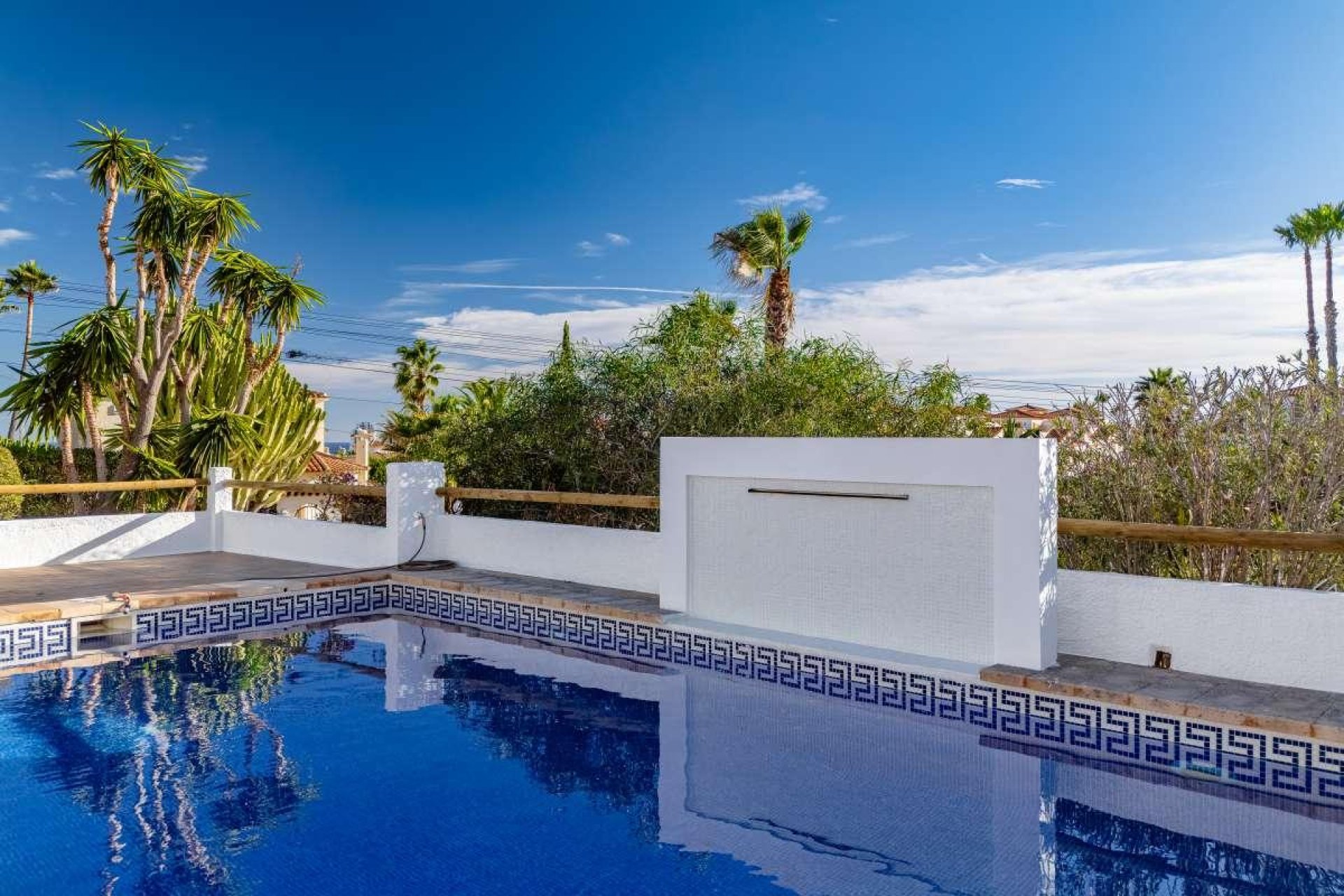 Resale - Villa -
Calpe - Cometa III