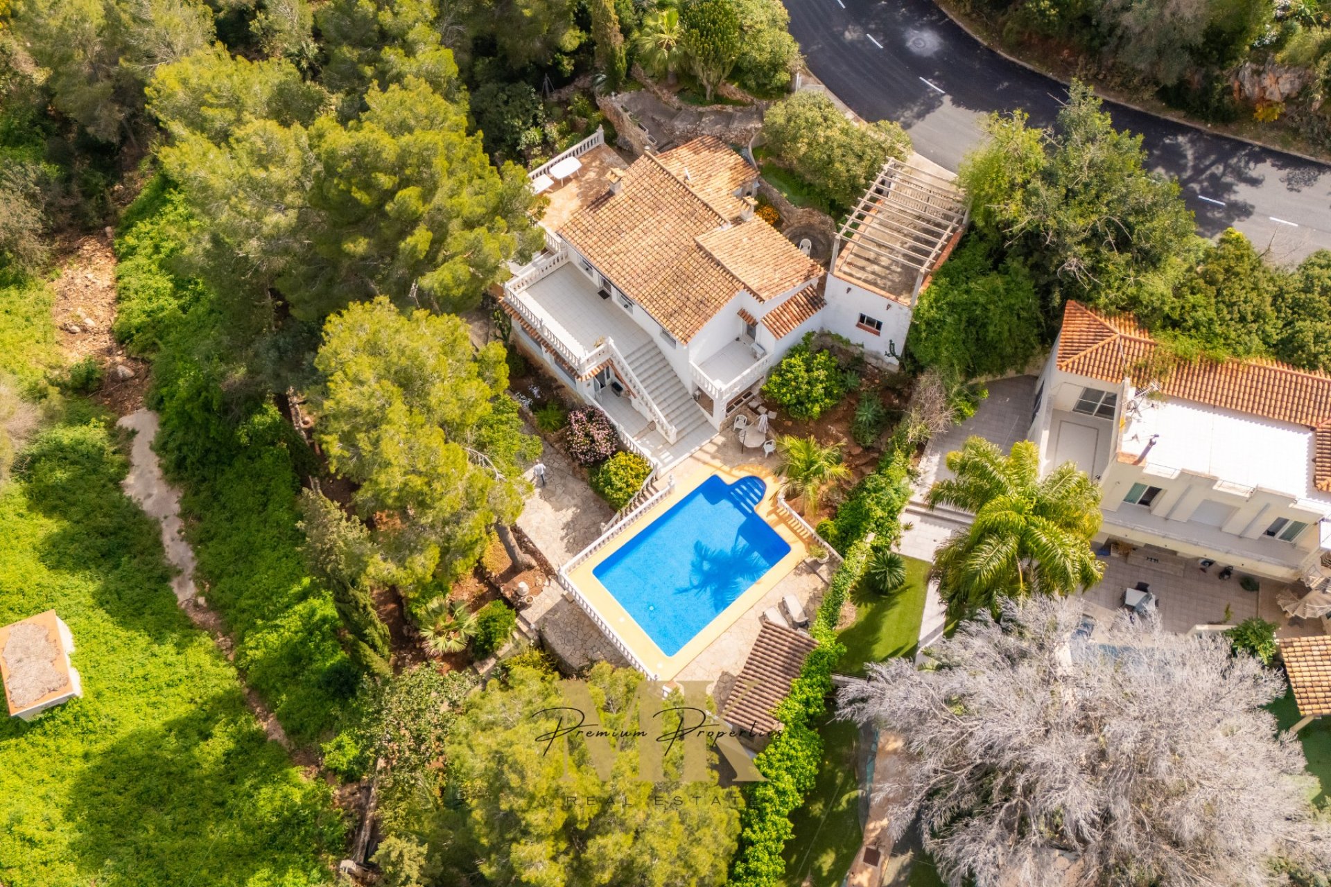 Resale - Villa -
Denia - Montgó