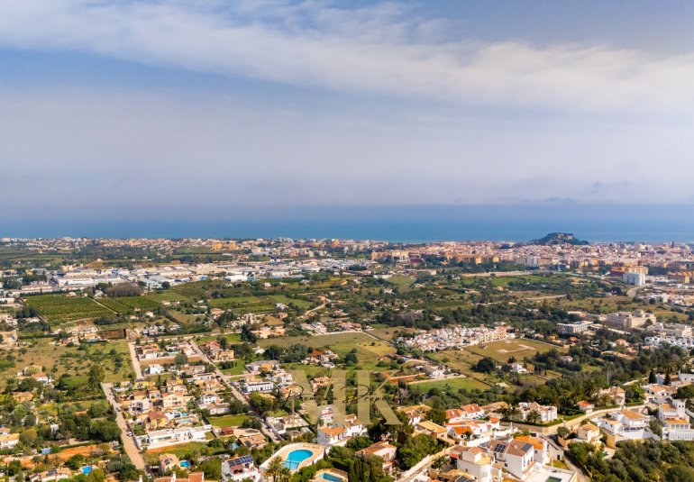 Resale - Villa -
Denia - Montgó