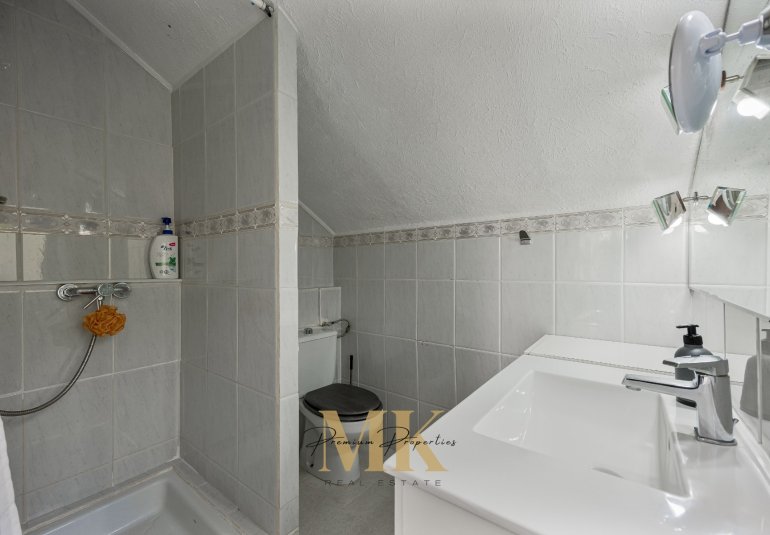 Resale - Villa -
Denia - Montgó