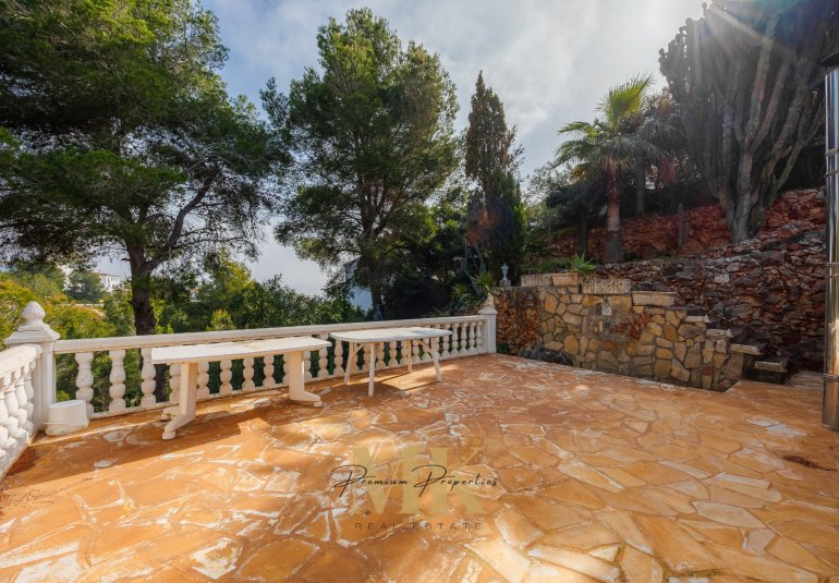 Resale - Villa -
Denia - Montgó