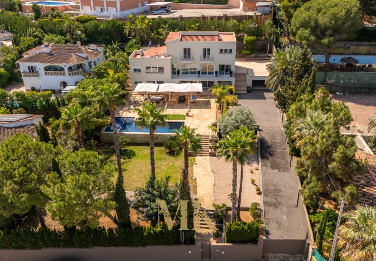 Resale - Villa -
Denia - Tossal Gros