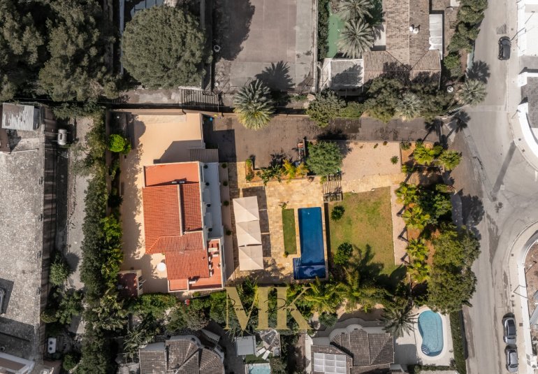 Resale - Villa -
Denia - Tossal Gros