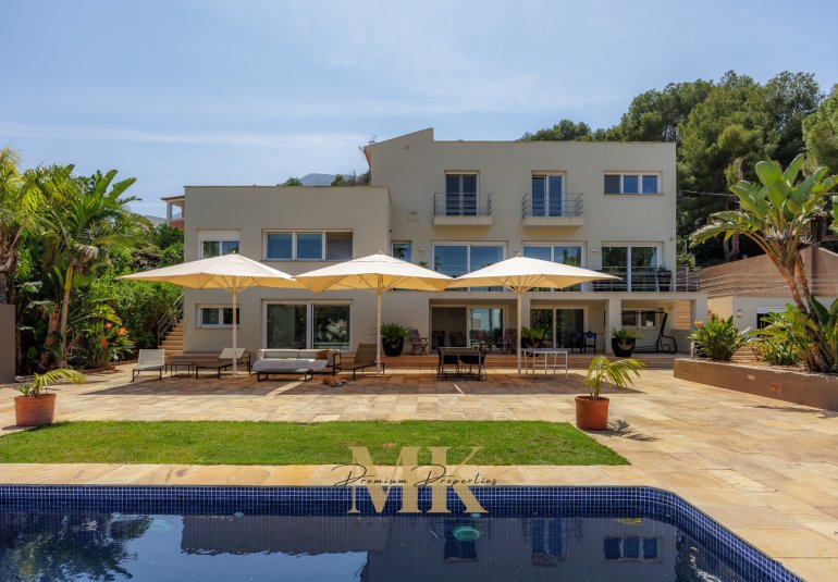 Resale - Villa -
Denia - Tossal Gros