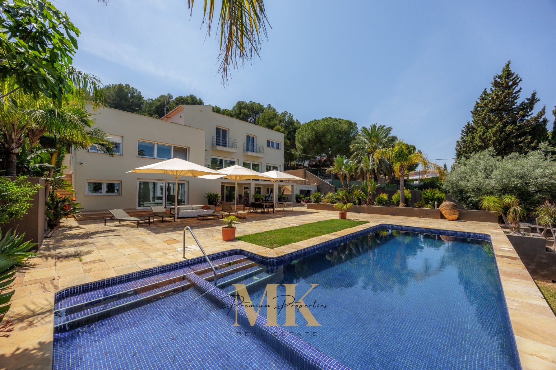 Resale - Villa -
Denia - Tossal Gros