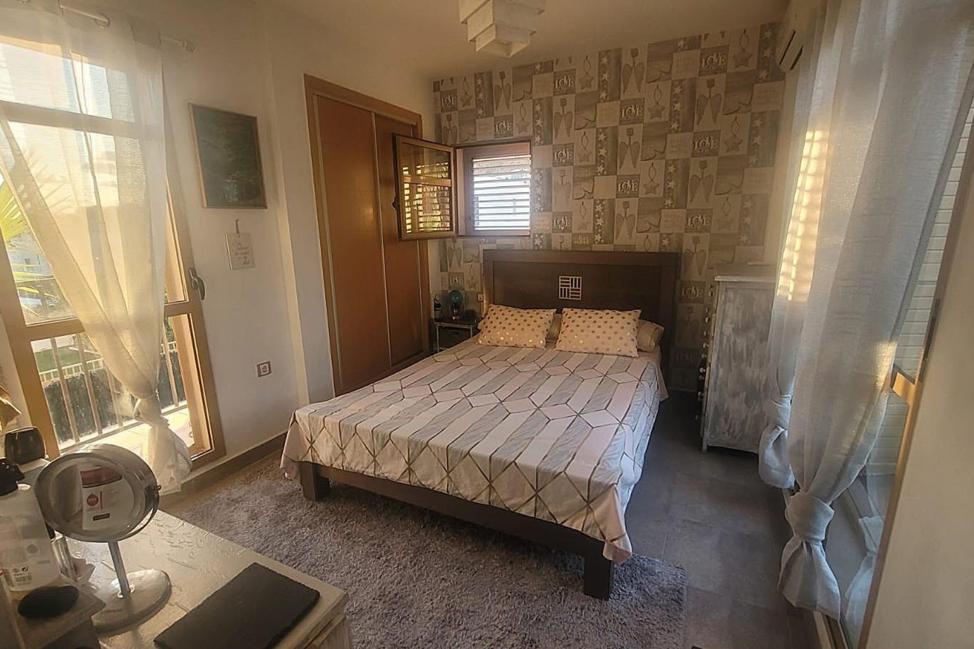 Resale - Villa -
Finestrat