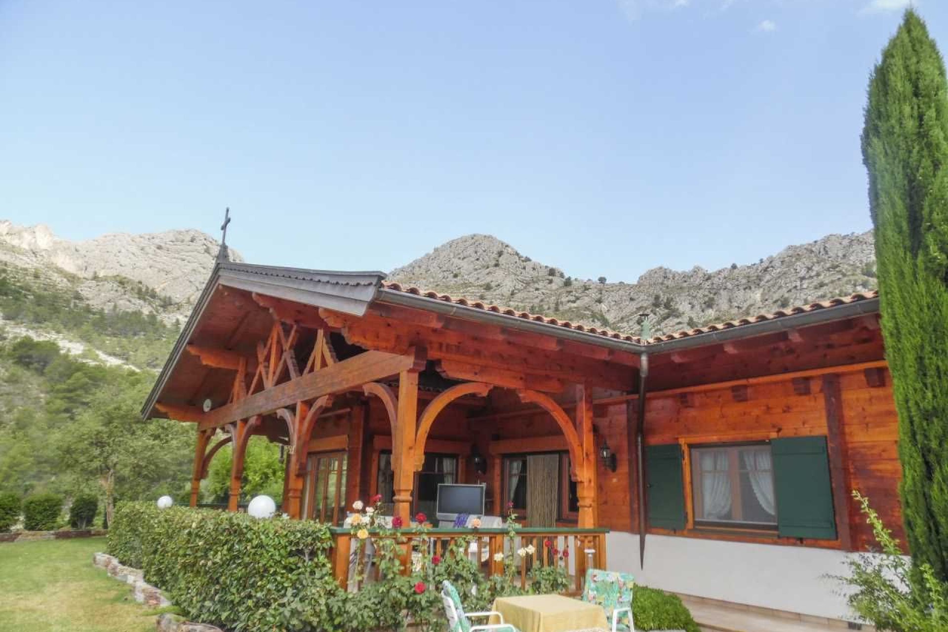 Resale - Villa -
Finestrat