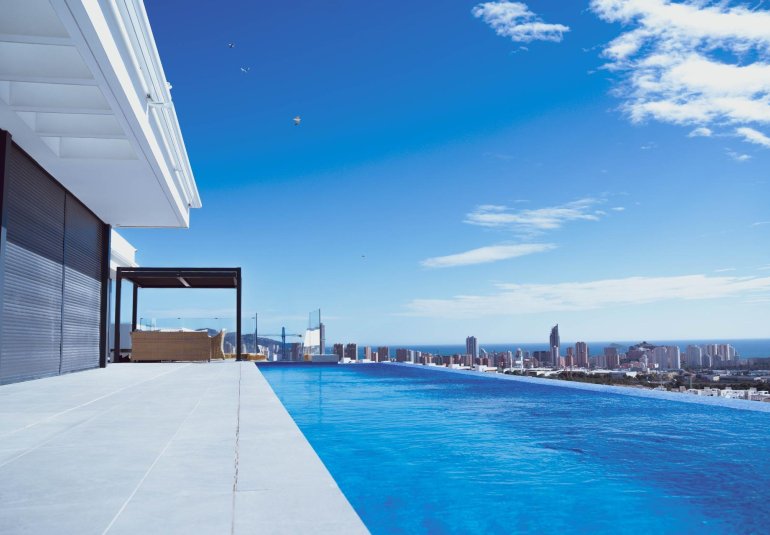 Resale - Villa -
Finestrat