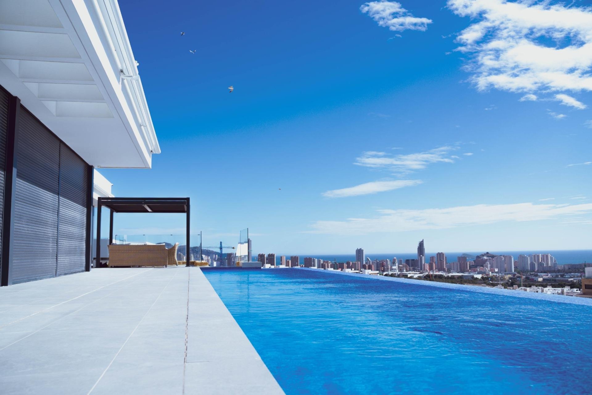 Resale - Villa -
Finestrat