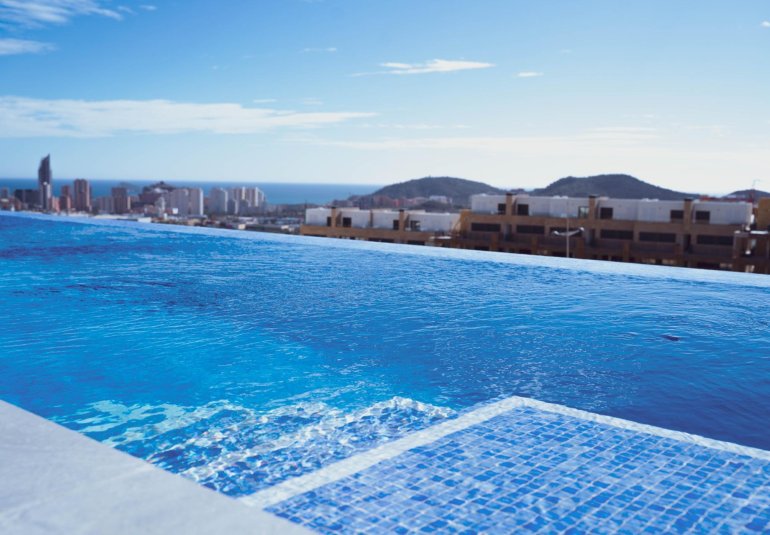 Resale - Villa -
Finestrat