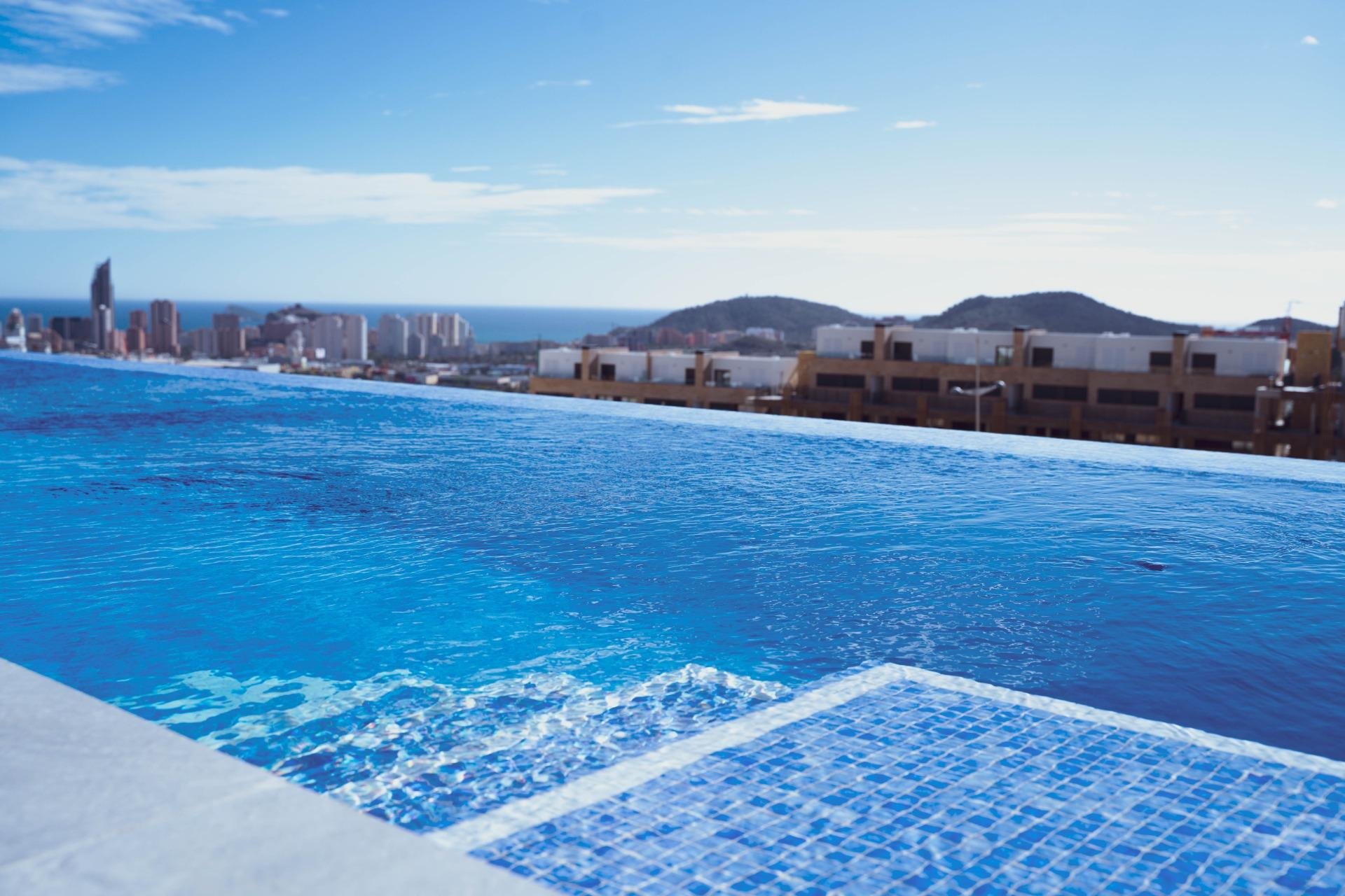 Resale - Villa -
Finestrat