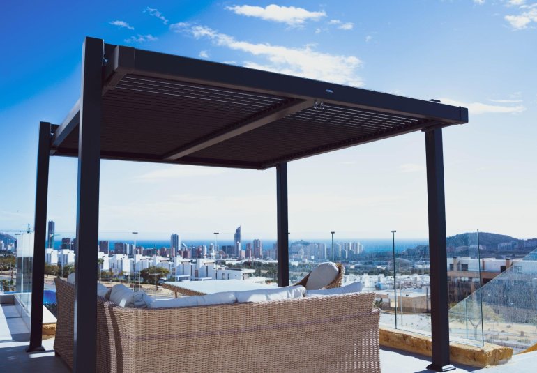 Resale - Villa -
Finestrat