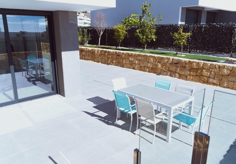 Resale - Villa -
Finestrat