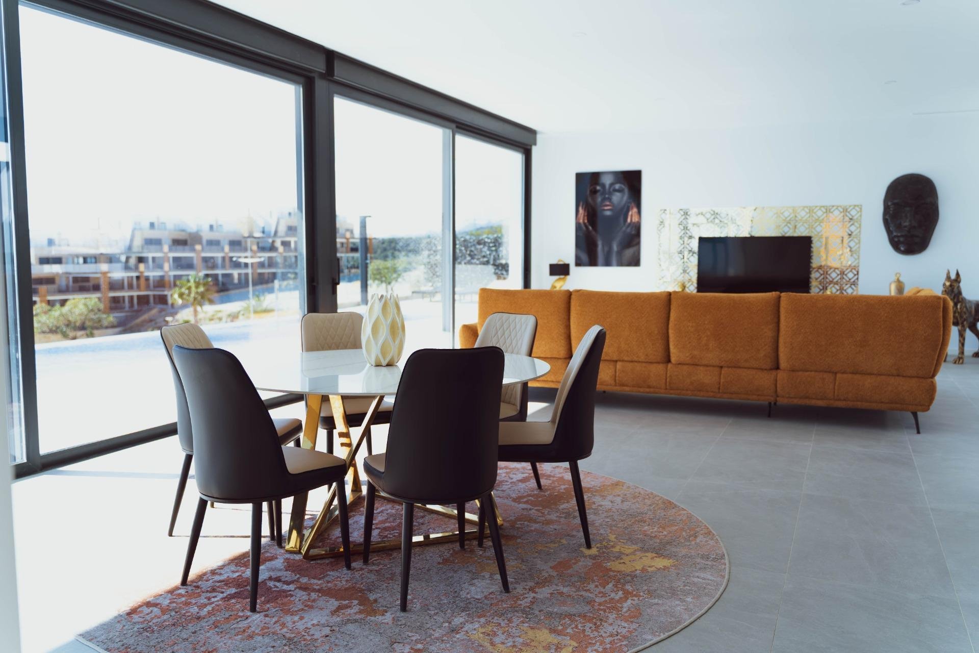 Resale - Villa -
Finestrat