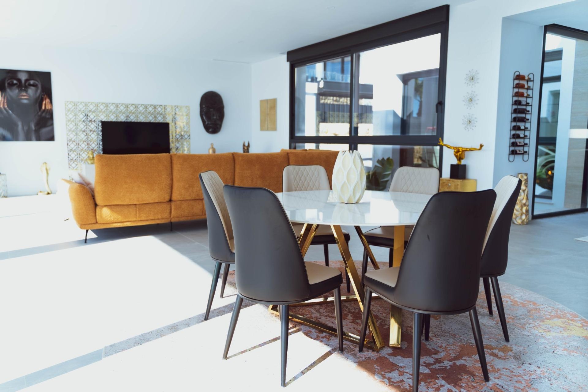 Resale - Villa -
Finestrat