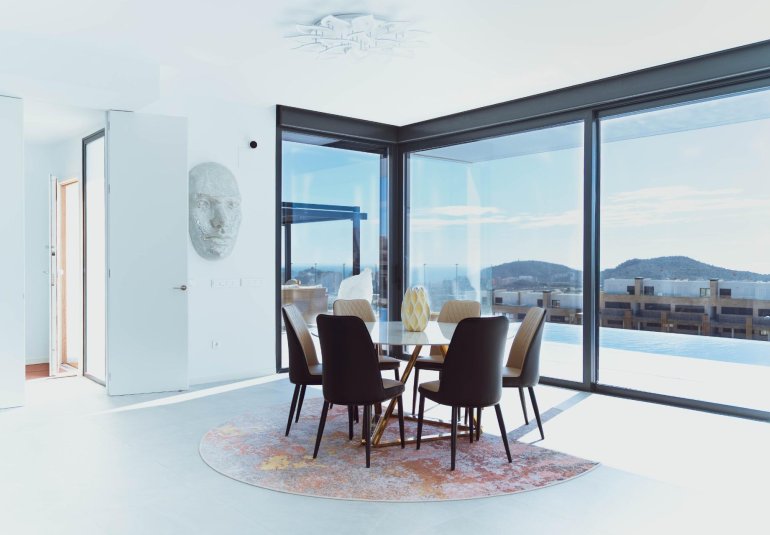 Resale - Villa -
Finestrat