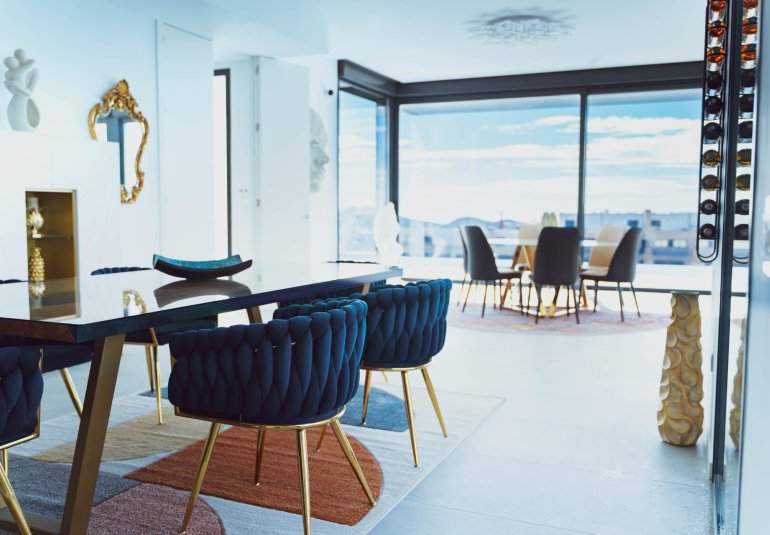 Resale - Villa -
Finestrat