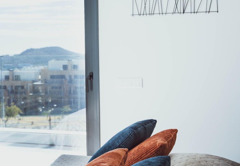 Resale - Villa -
Finestrat