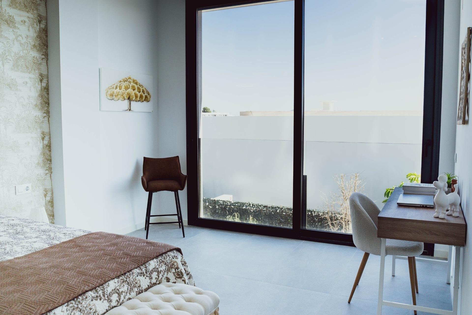 Resale - Villa -
Finestrat