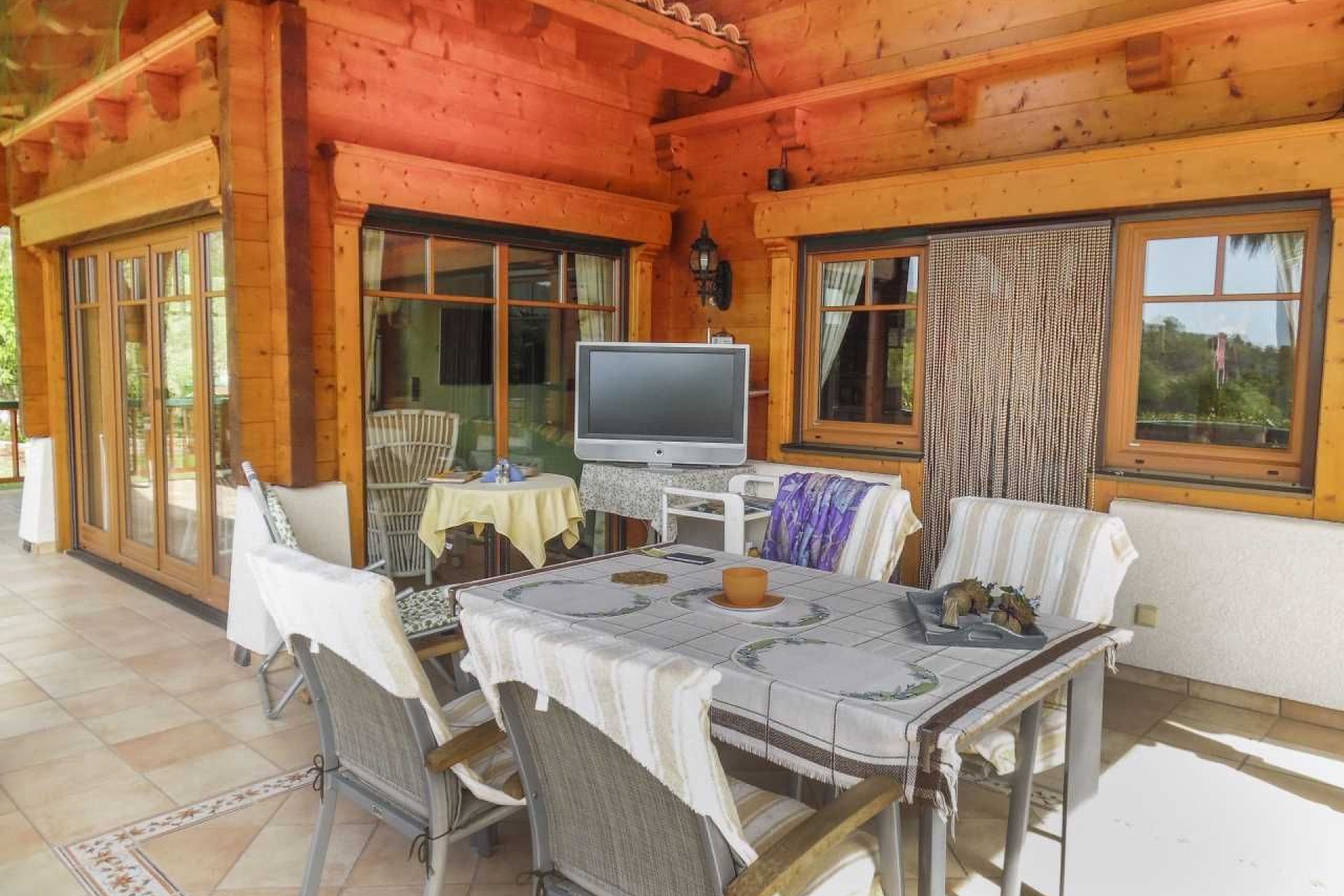 Resale - Villa -
Finestrat