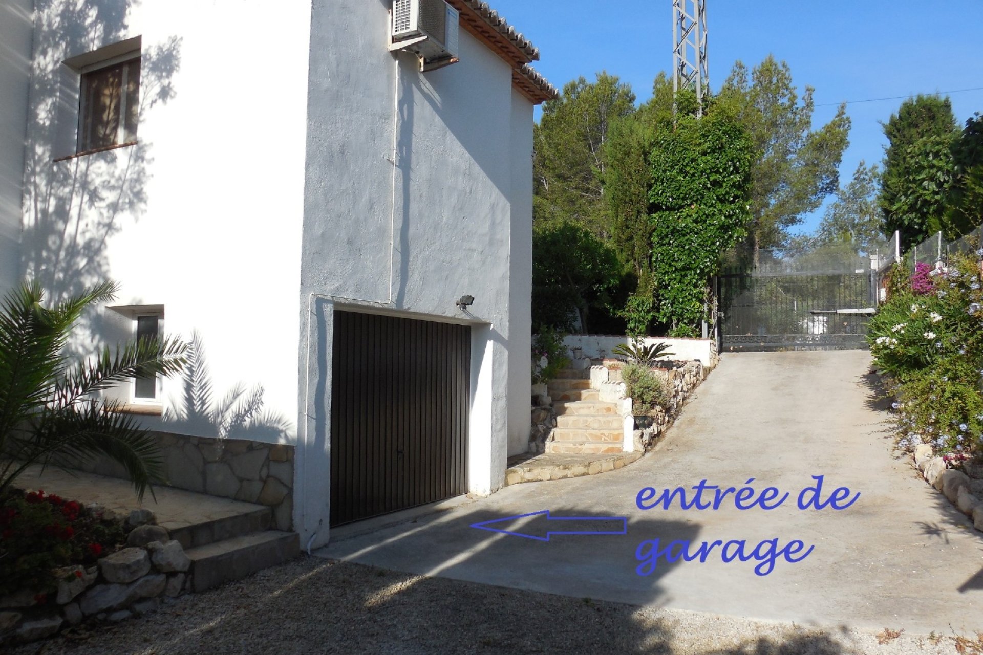 Resale - Villa -
Jávea - Cansalades