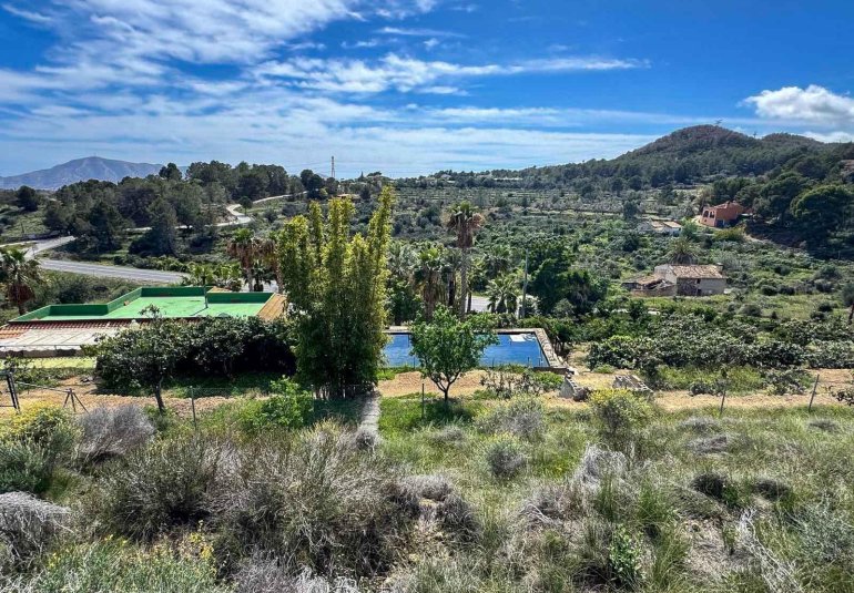 Resale - Villa -
La Nucía - La nucia