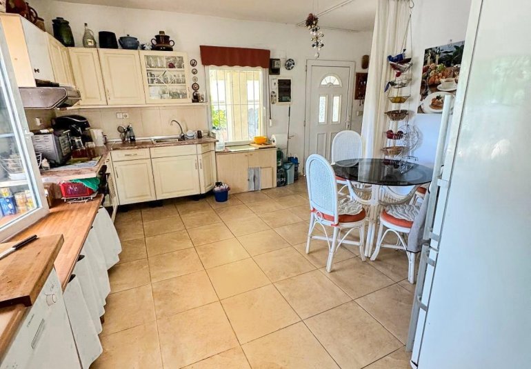 Resale - Villa -
La Nucía - La nucia