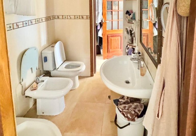 Resale - Villa -
La Nucía - La nucia