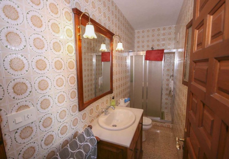 Resale - Villa -
La Nucía - La nucia