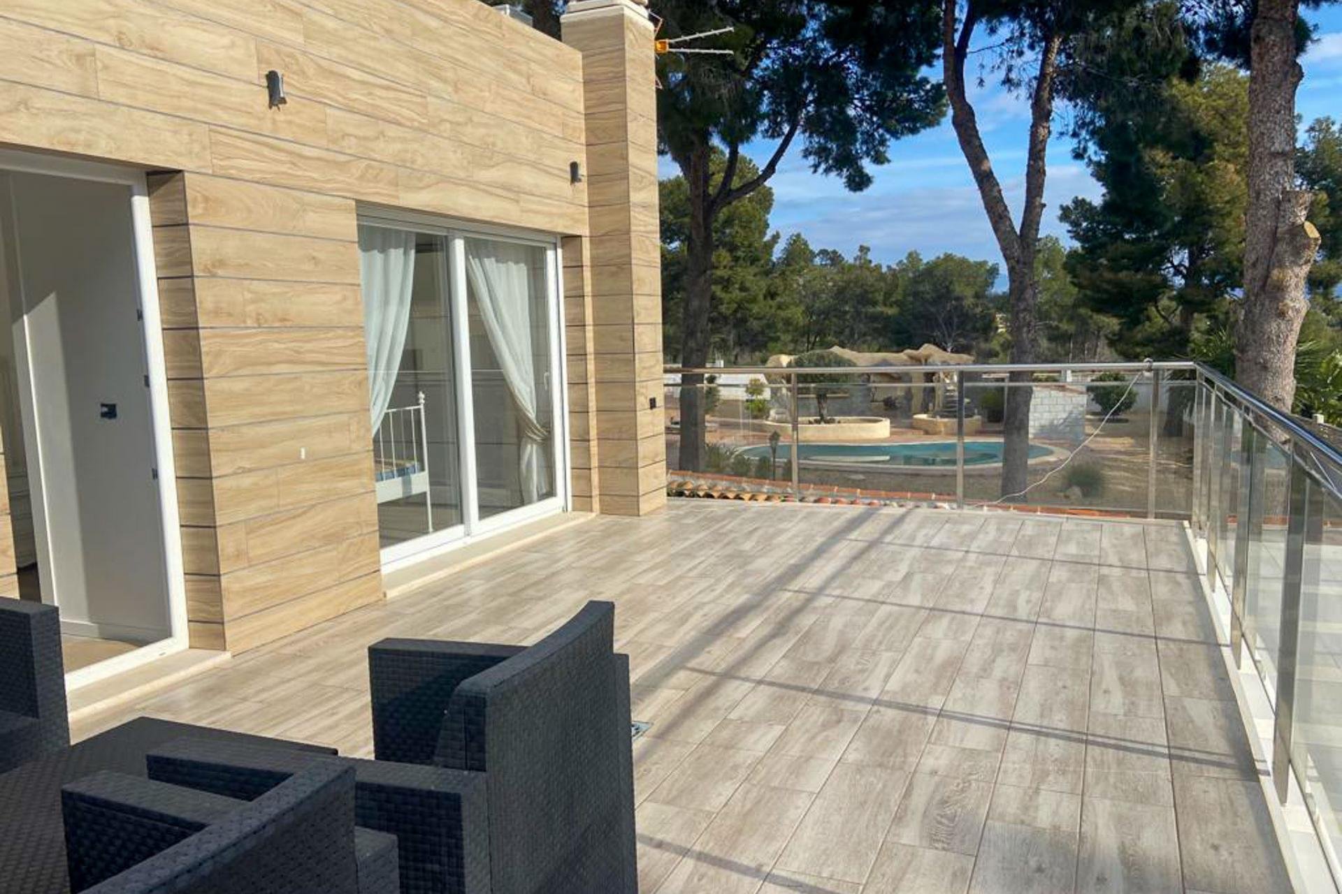 Resale - Villa -
La Nucía - La nucia