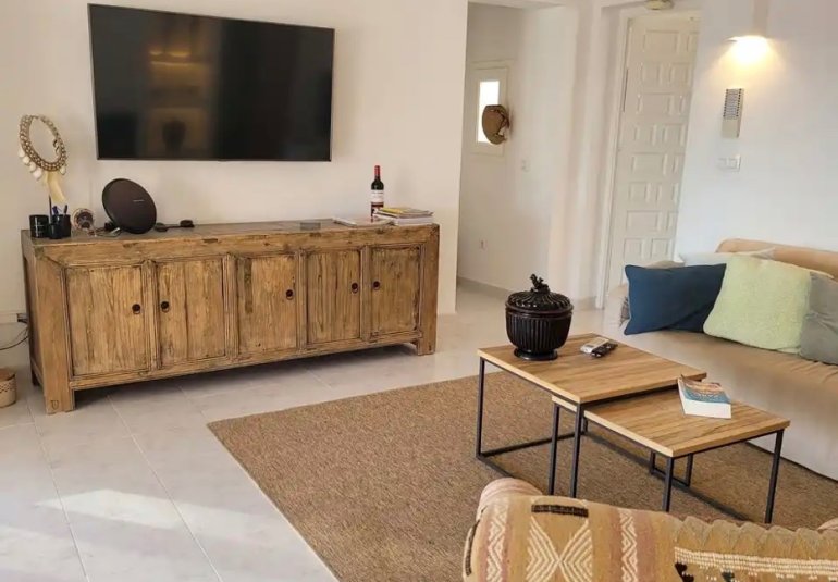 Resale - Villa -
Moraira - Benimeit