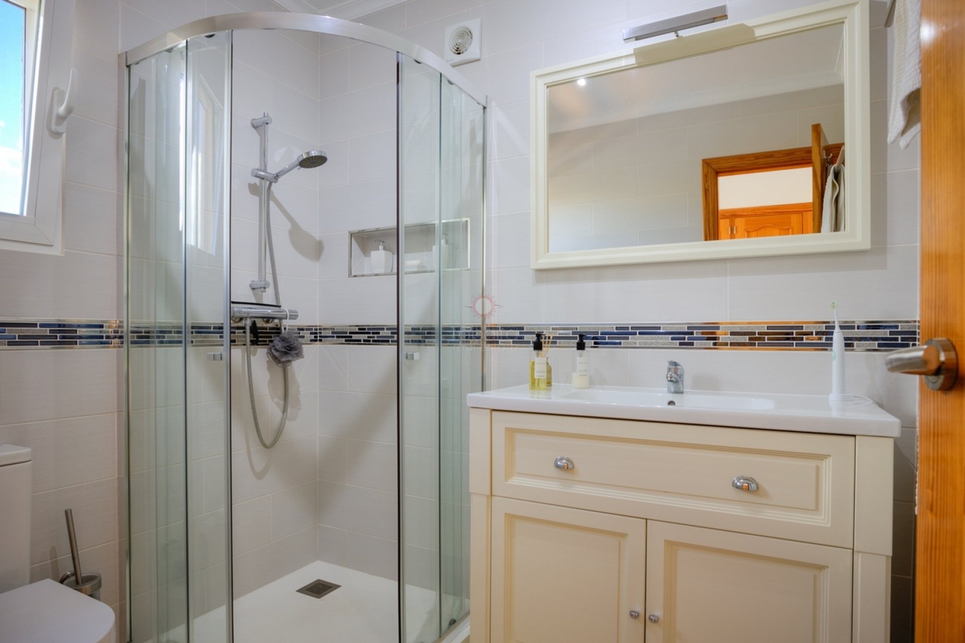 Resale - Villa -
Moraira - La Sabatera