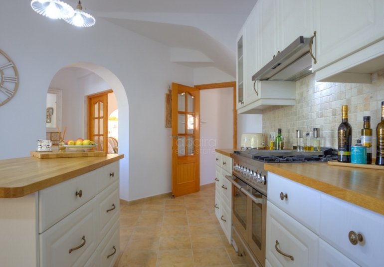 Resale - Villa -
Moraira - La Sabatera