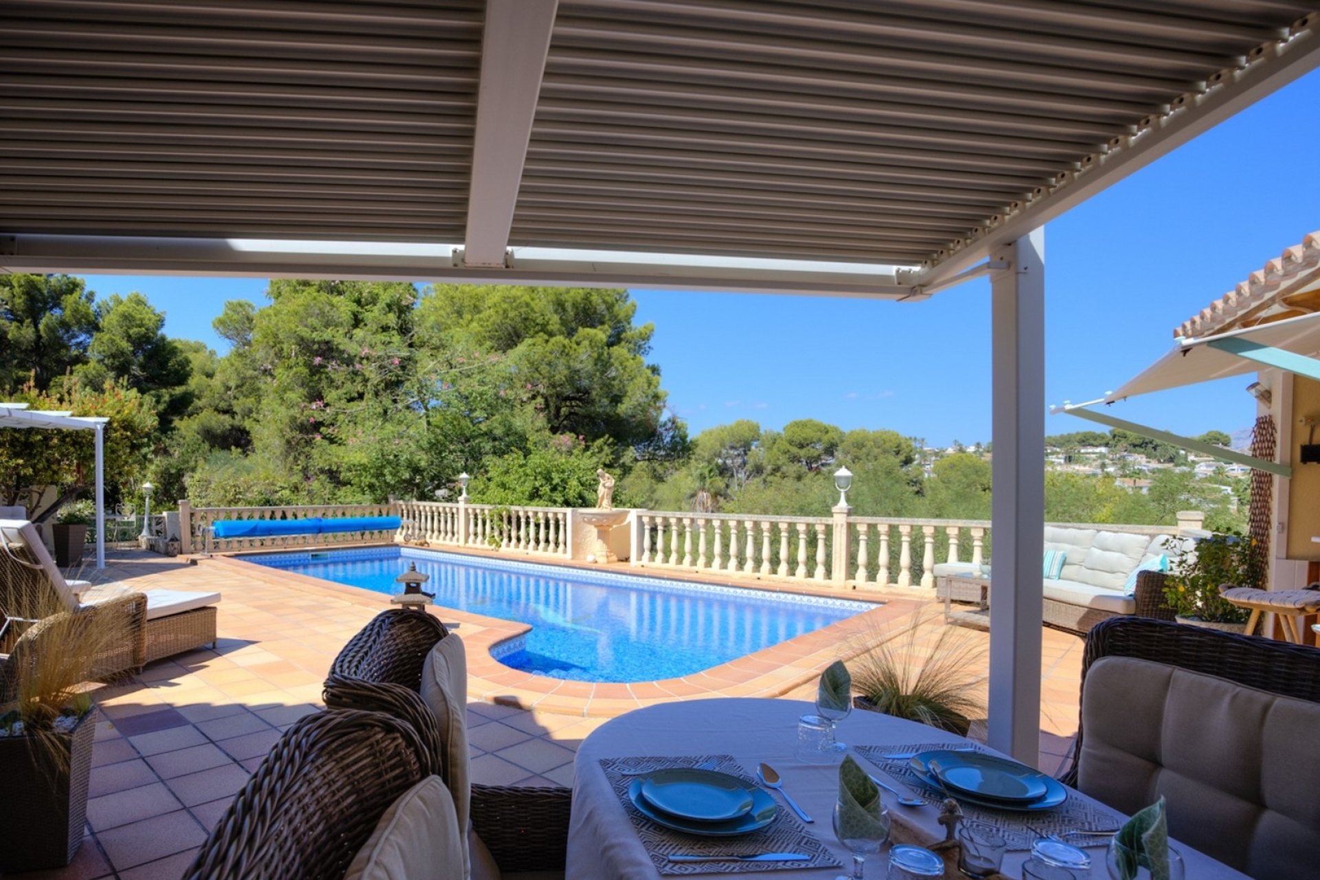 Resale - Villa -
Moraira - La Sabatera