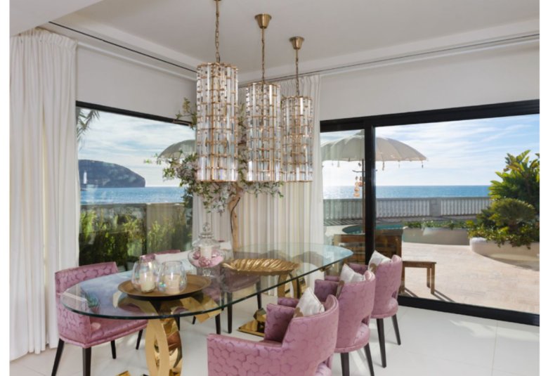 Resale - Villa -
Moraira - La Sabatera