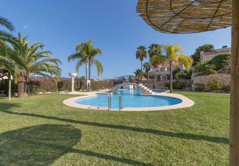 Resale - Villa -
Moraira - Sabatera