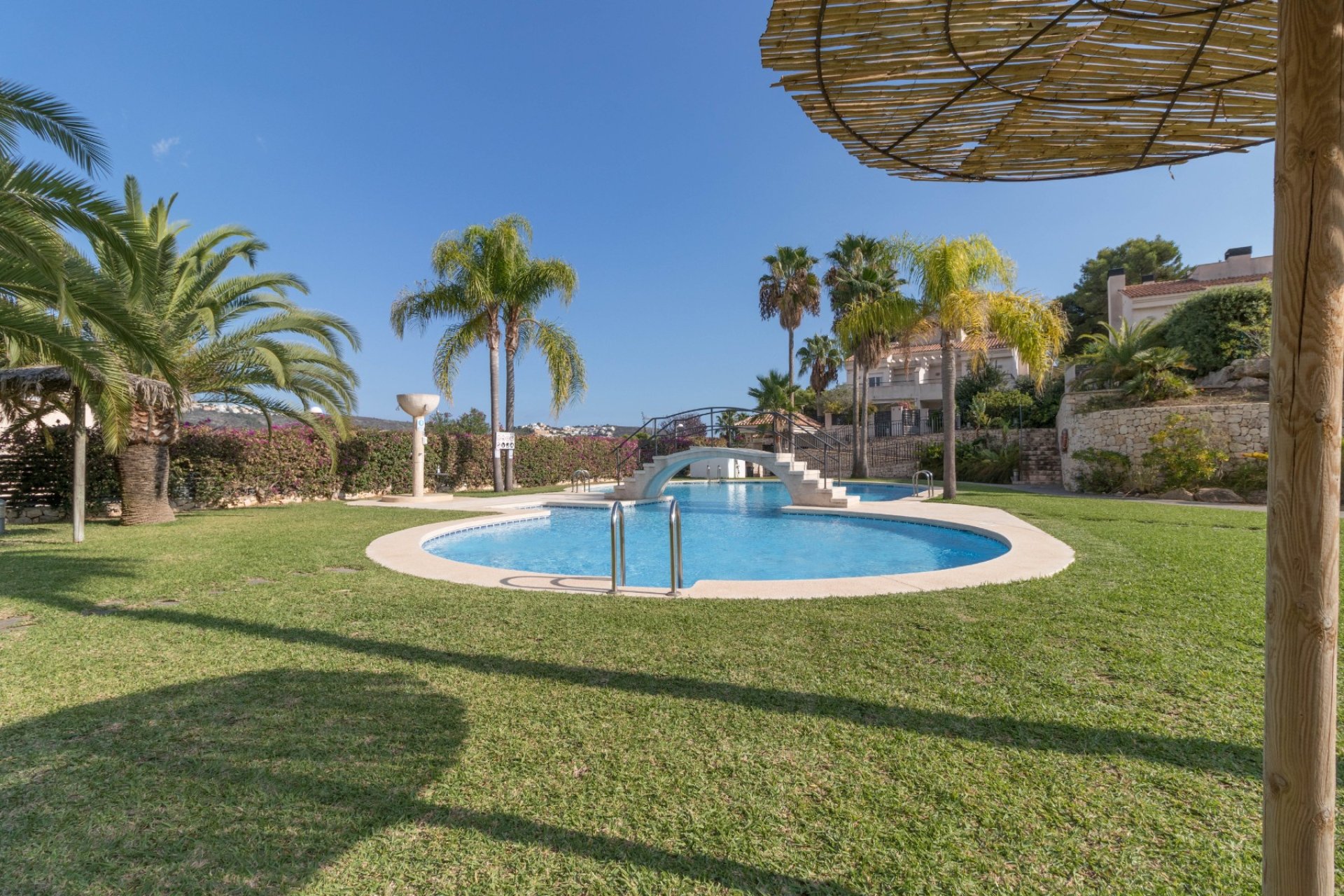 Resale - Villa -
Moraira - Sabatera