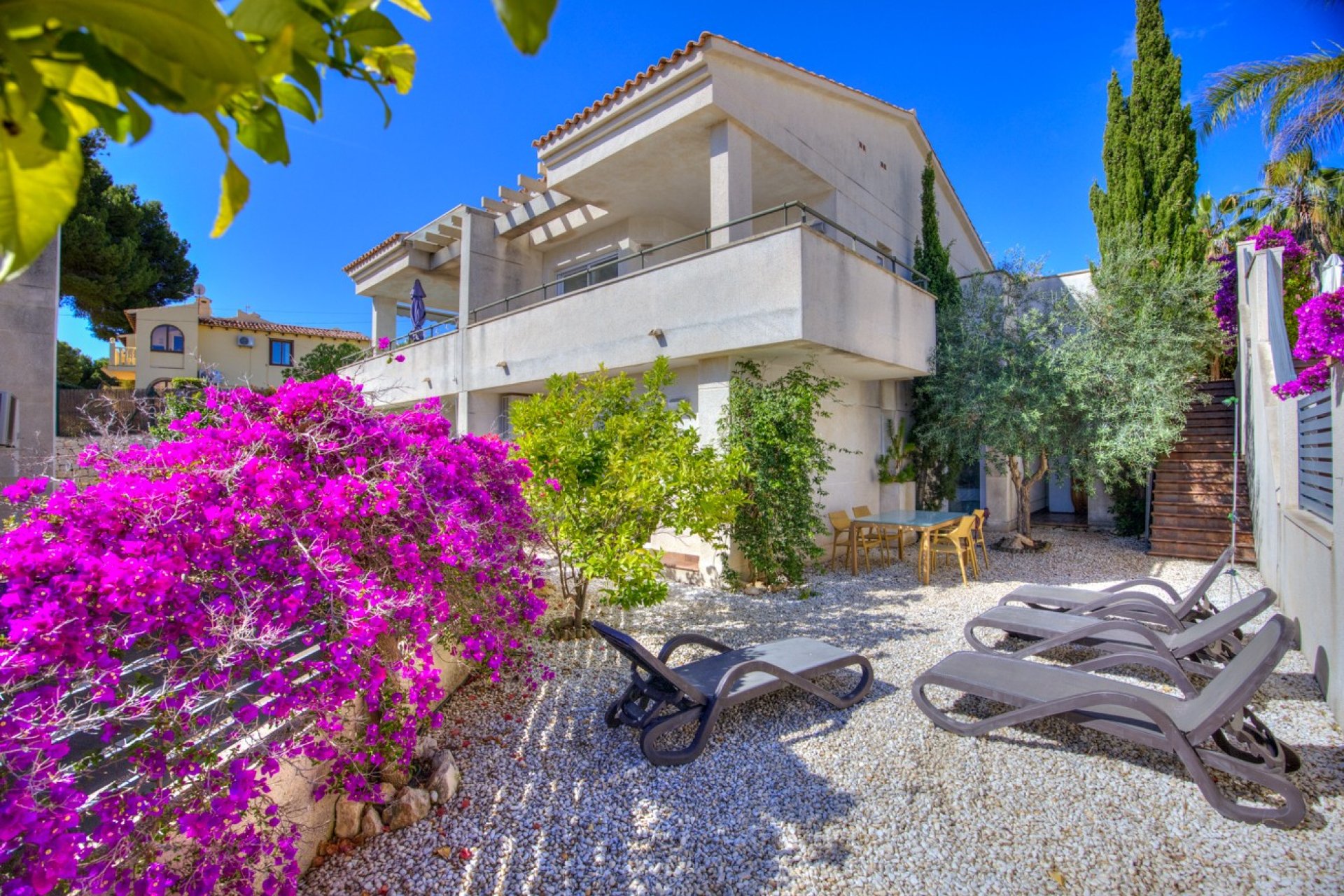 Resale - Villa -
Moraira - Sabatera