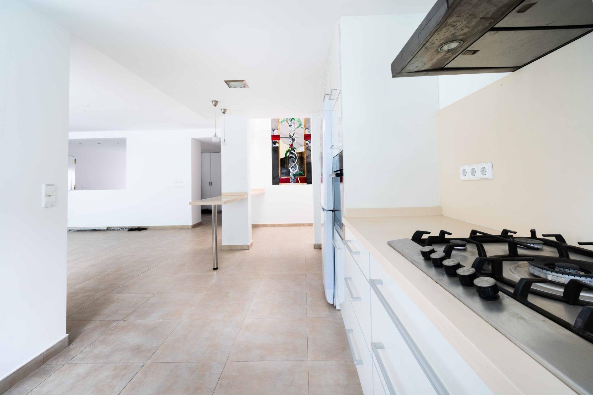 Resale - Villa / Semi semi-detached -
Alfaz del Pi - Albir