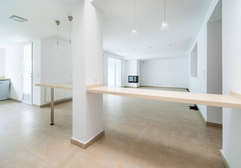 Resale - Villa / Semi semi-detached -
Alfaz del Pi - Albir