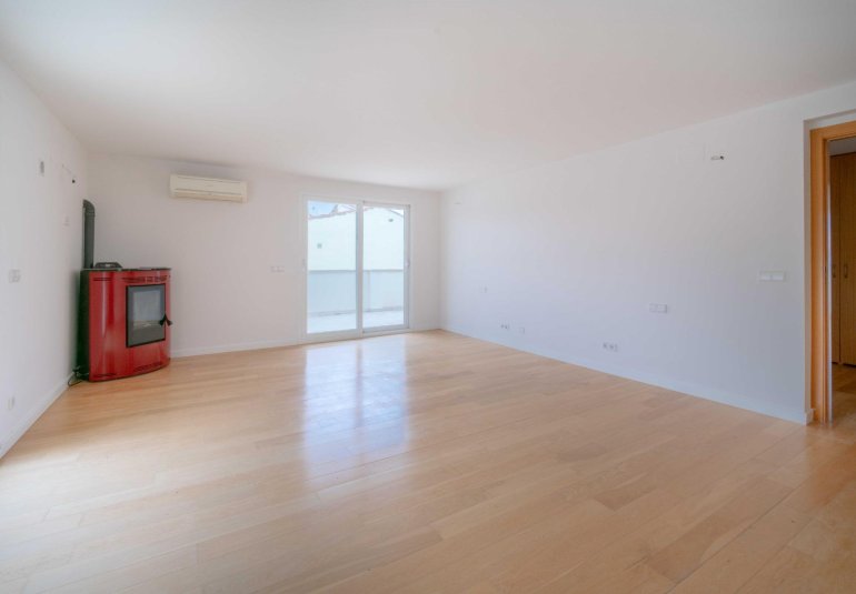 Resale - Villa / Semi semi-detached -
Alfaz del Pi - Albir